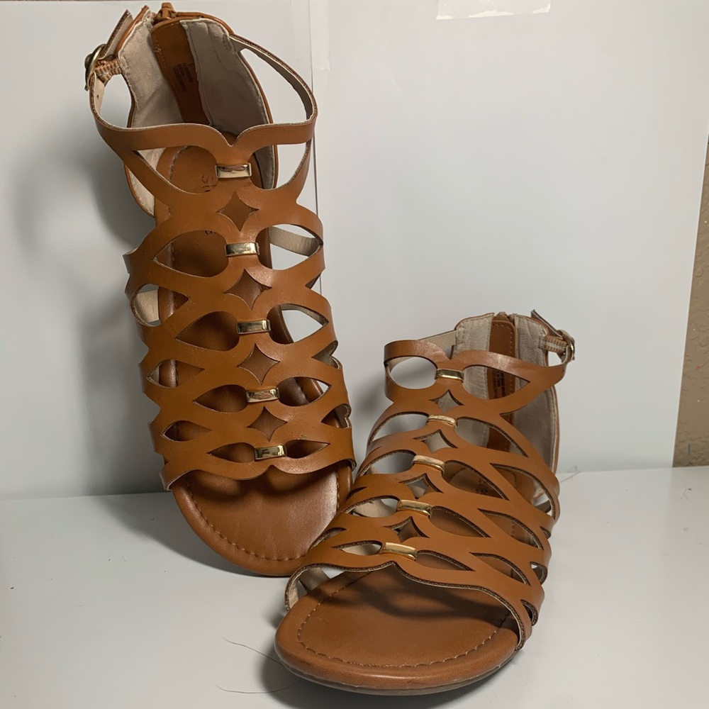 Tam sandals open to offers